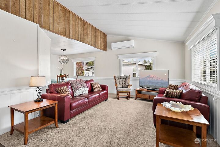 Property Photo: 11436 SE 208th 186 WA 98031