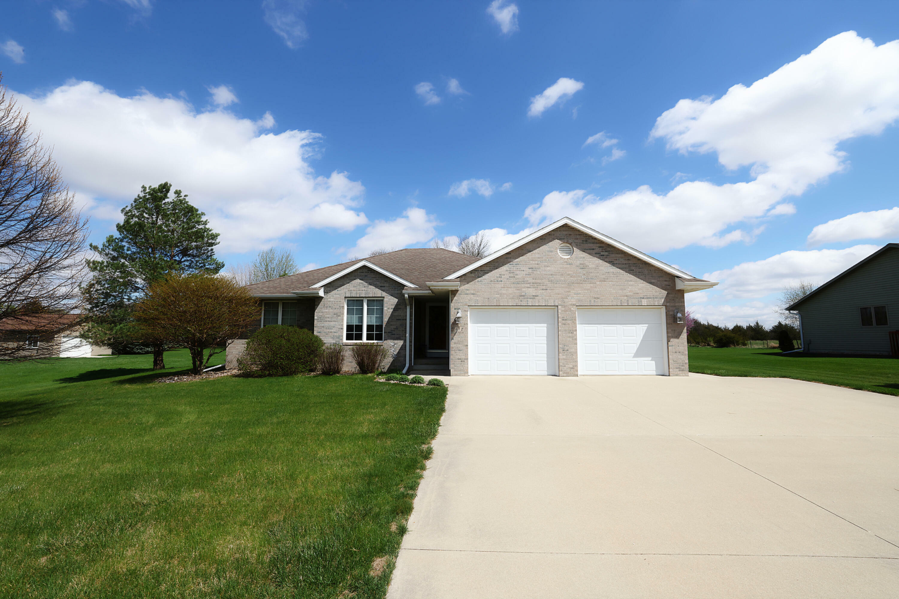 Property Photo:  812 S Montana Street  IA 50036 