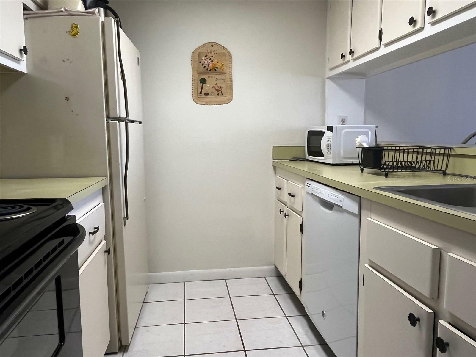 Property Photo:  2525 W Bay Drive B13  FL 33770 