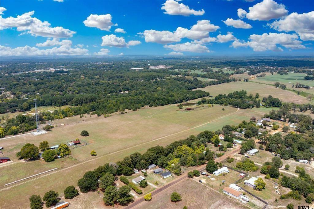 Property Photo:  13150 County Road 499  TX 75771 