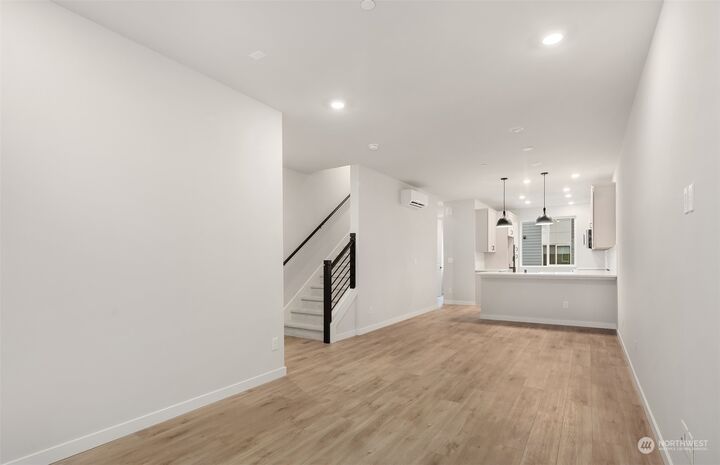 Property Photo:  2117 N 148th Street D  WA 98133 