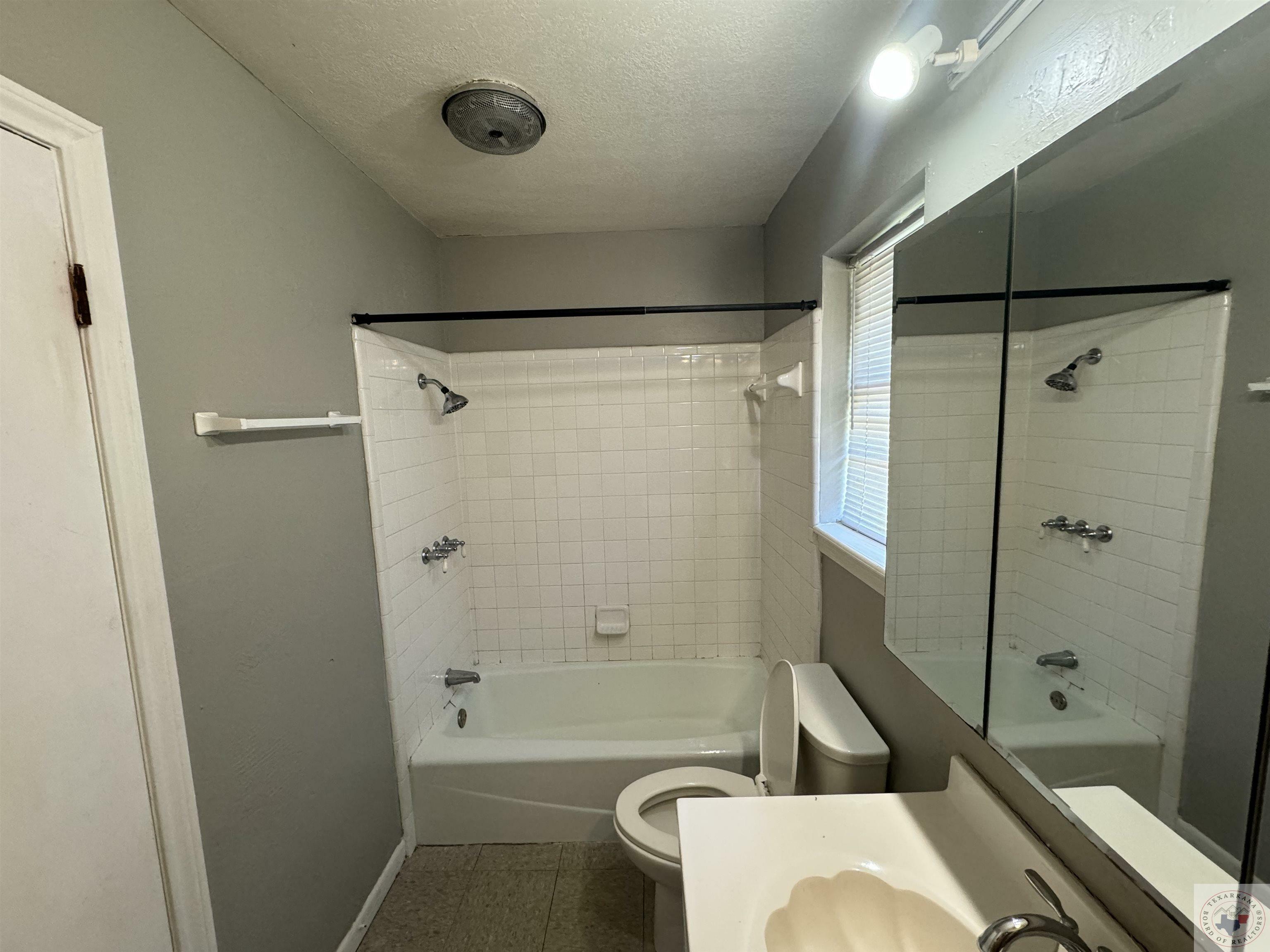 Property Photo:  210 Arlington  TX 75502 