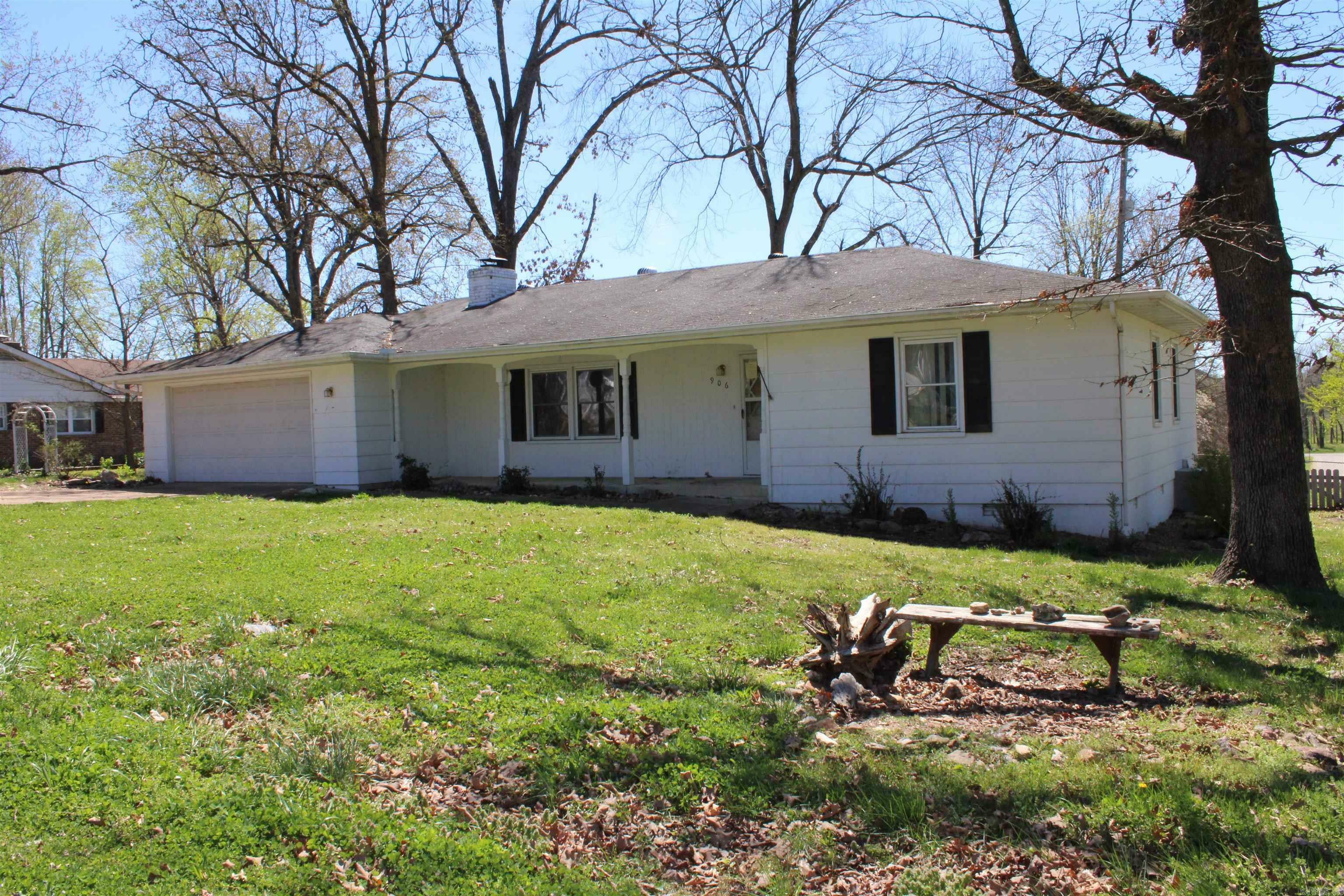 Property Photo: 906 Windbrook Street AR 72653