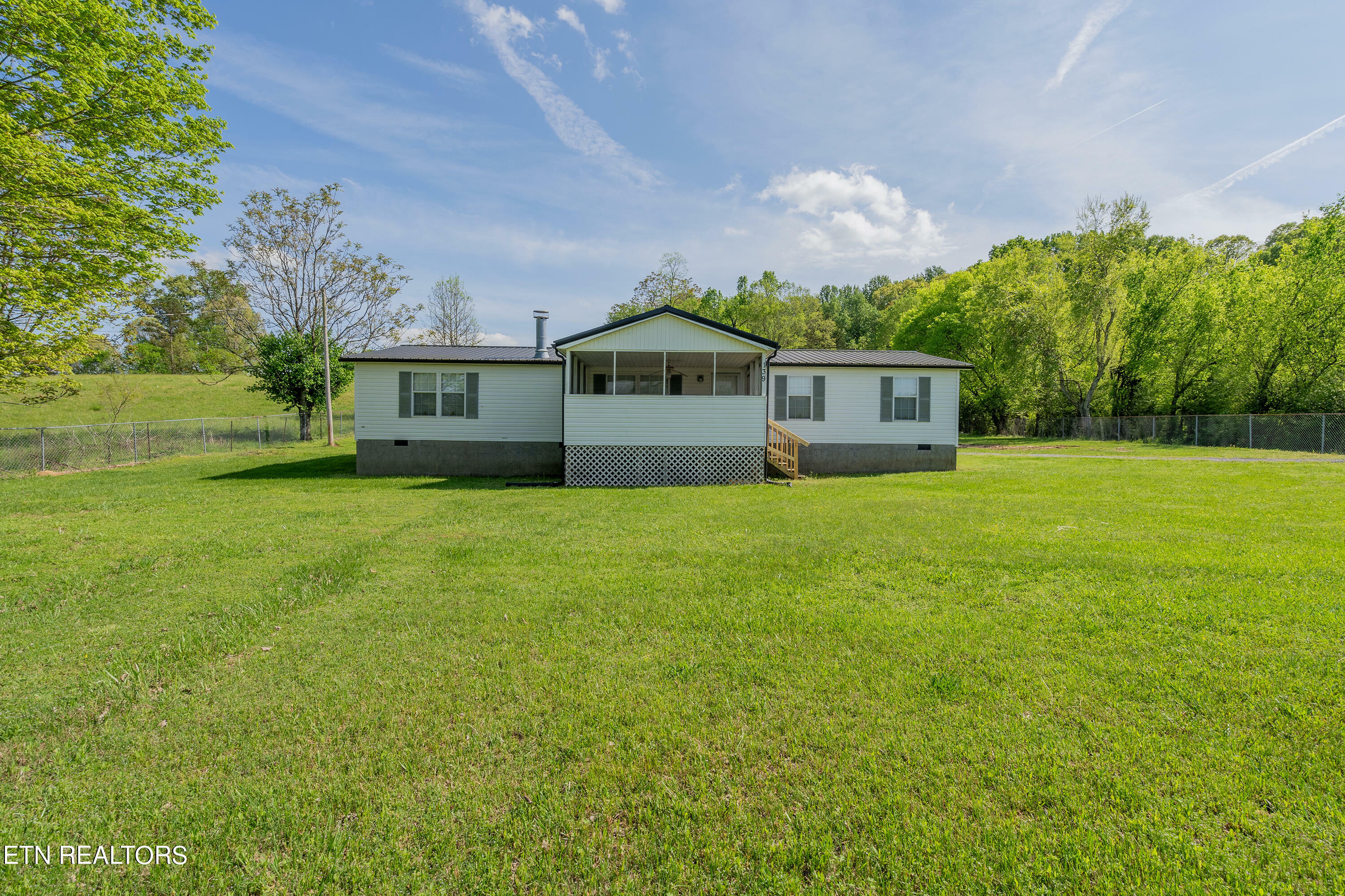 Property Photo:  139 J McCauley Rd  TN 37874 