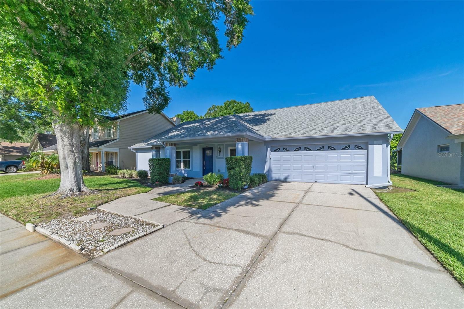 Property Photo: 18550 Otterwood Avenue FL 33647