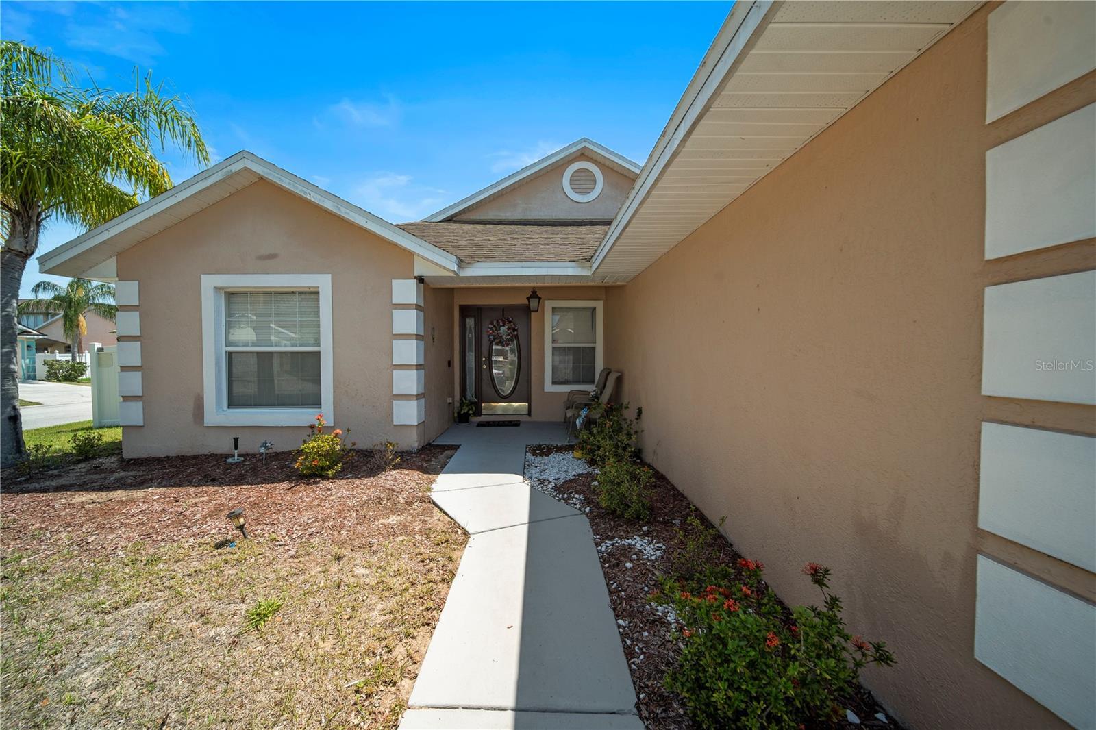 Property Photo: 127 Ella Mae Drive FL 33897