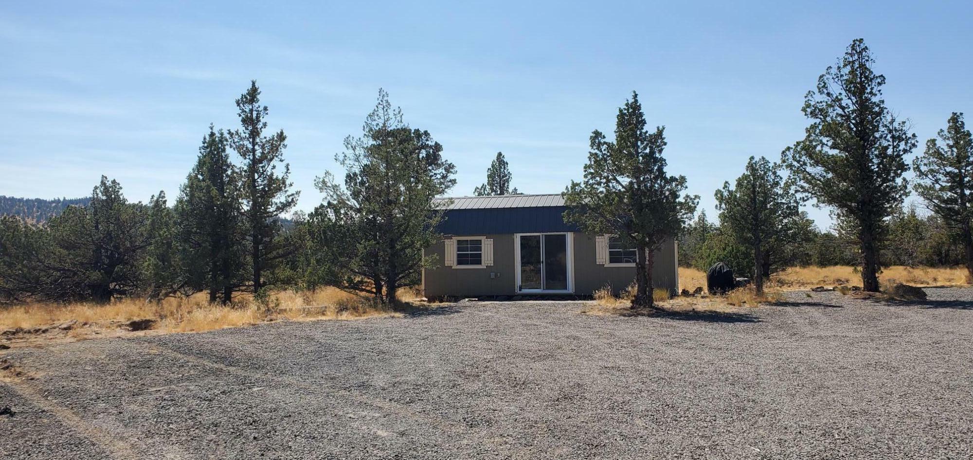 Property Photo:  2169 NW Pinecrest Drive  OR 97754 