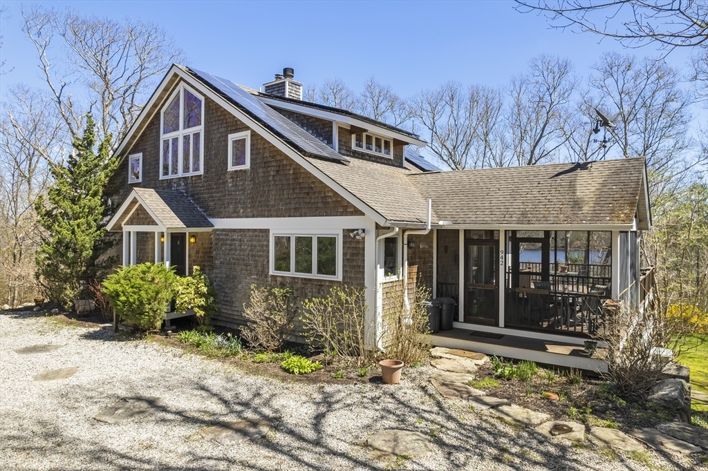 Property Photo:  942 Drift Road  MA 02790 