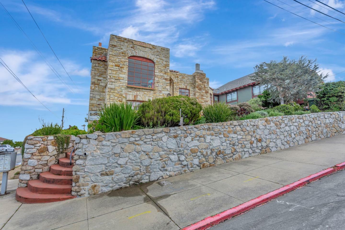 Property Photo:  798 Pine Street  CA 93940 