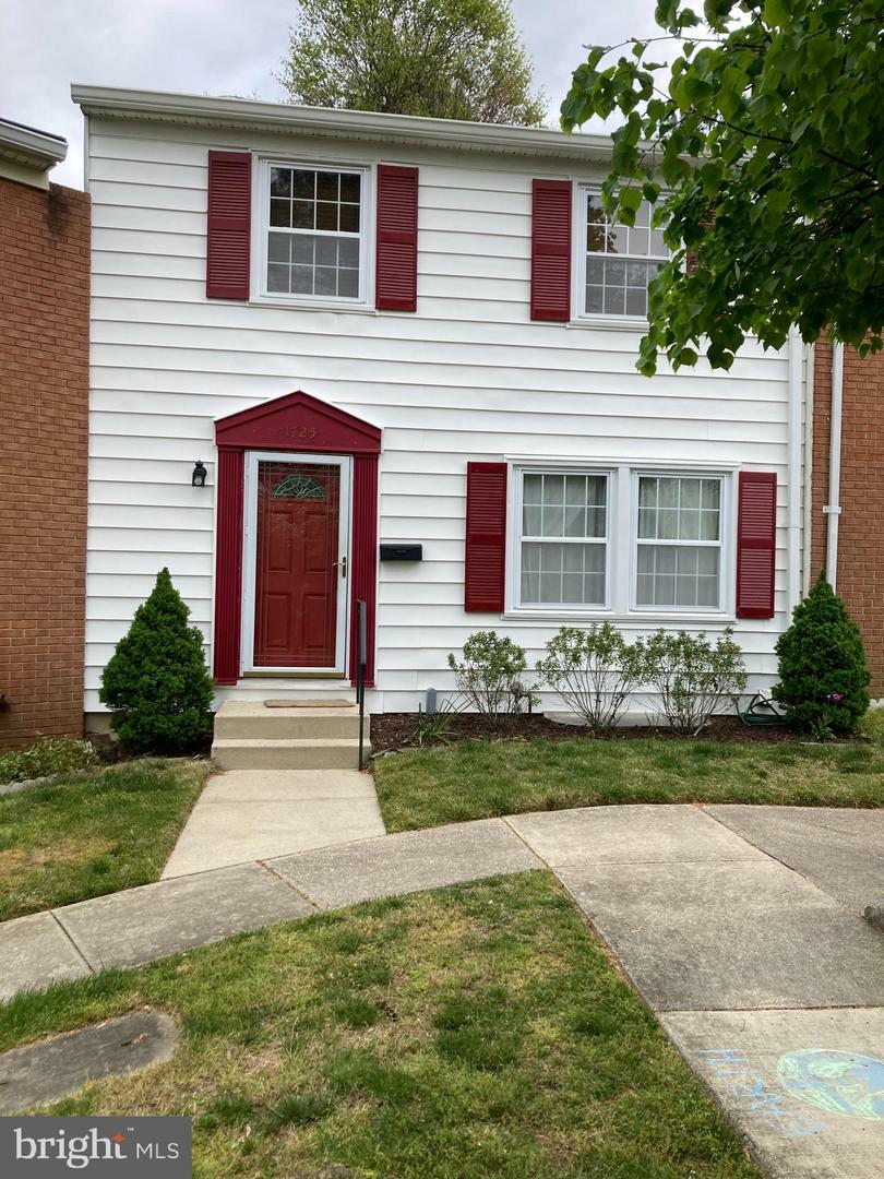 Property Photo:  1725 Gabriel Court  MD 21114 