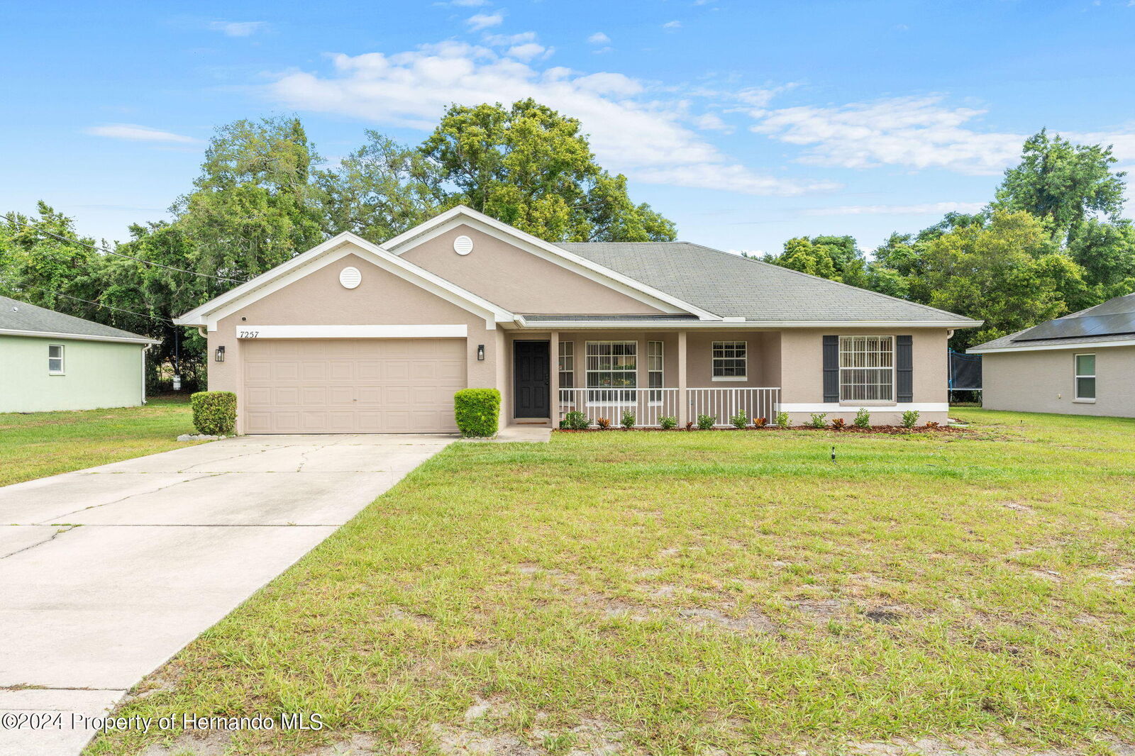 Property Photo:  7257 Millstone Street  FL 34606 