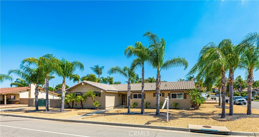 Property Photo:  23562 Cruise Circle  CA 92587 