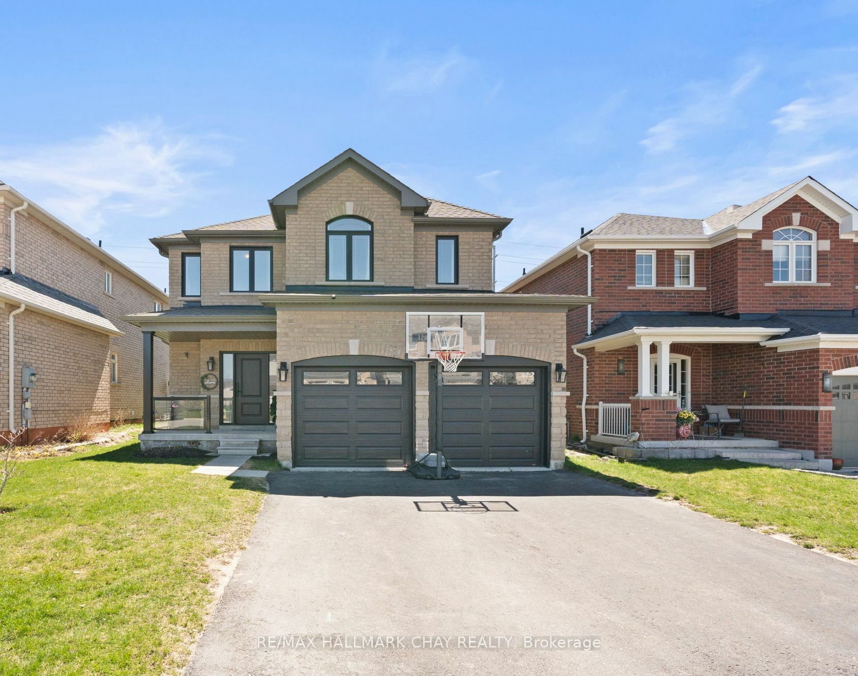 120 Sun King Cres  Barrie ON L4M 0E6 photo