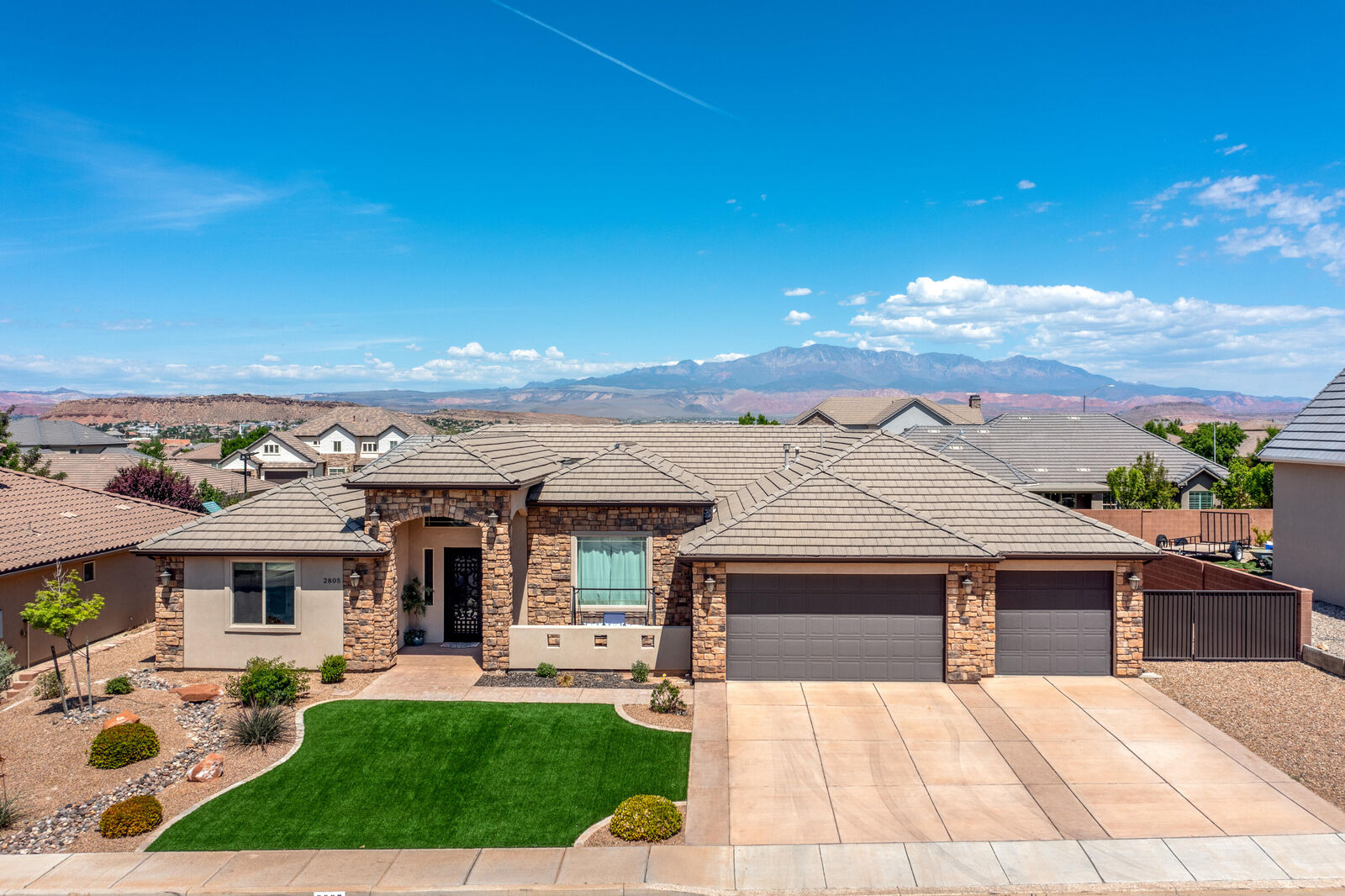 Property Photo: 2805 E Auburn Dr UT 84790