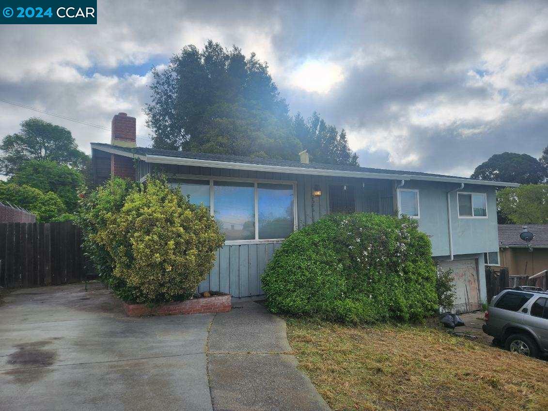 Property Photo:  2806 Moyers Rd  CA 94806 