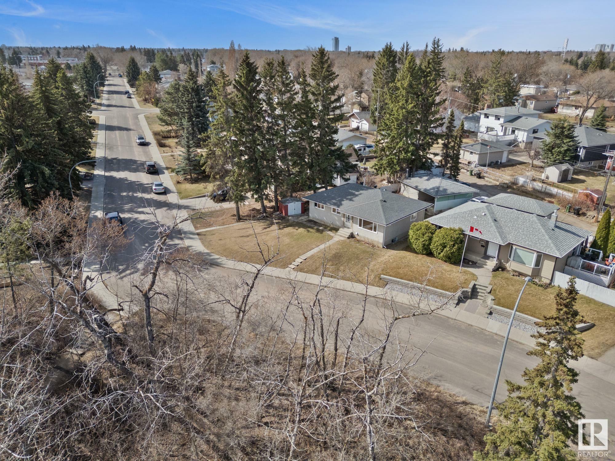 Property Photo:  10328 73 Street NW  AB T6A 2X4 
