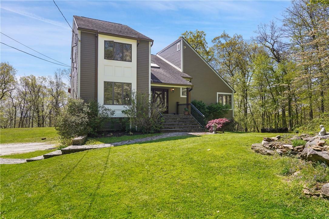 Property Photo:  31 Flintlock Ridge Road  NY 10536 