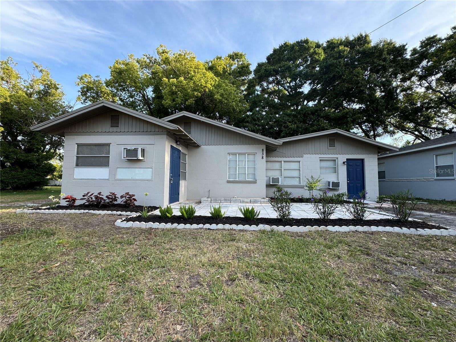 Property Photo:  838 Woodlawn Street  FL 33756 