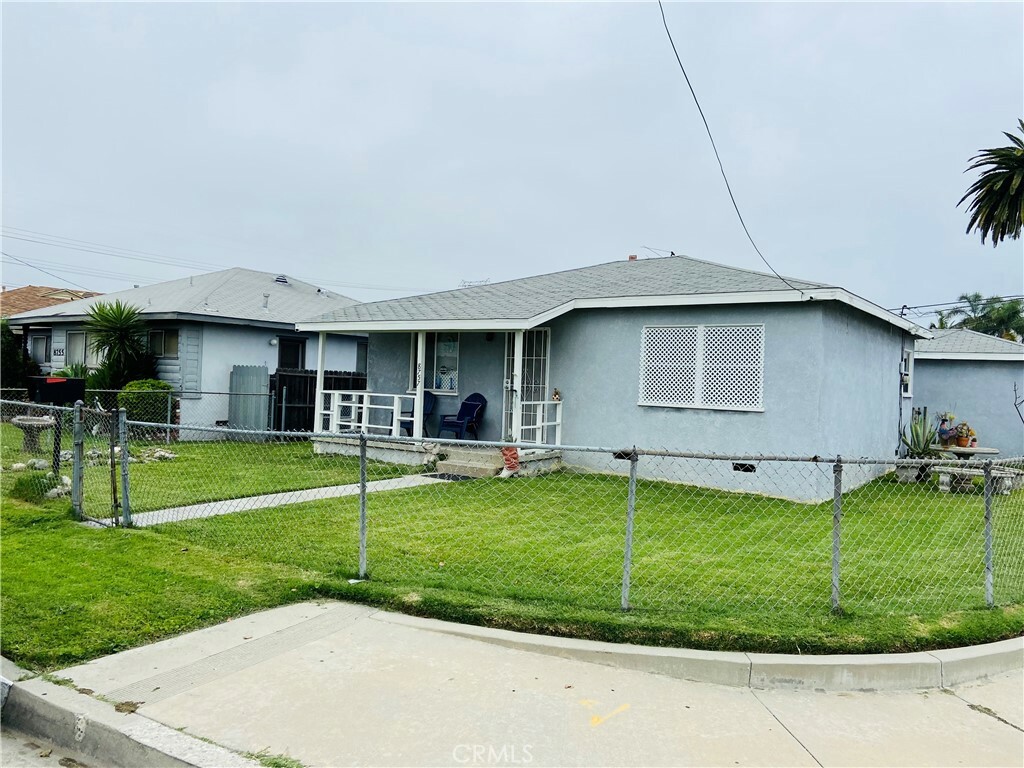 Property Photo:  8757 Dunbar Street  CA 90706 