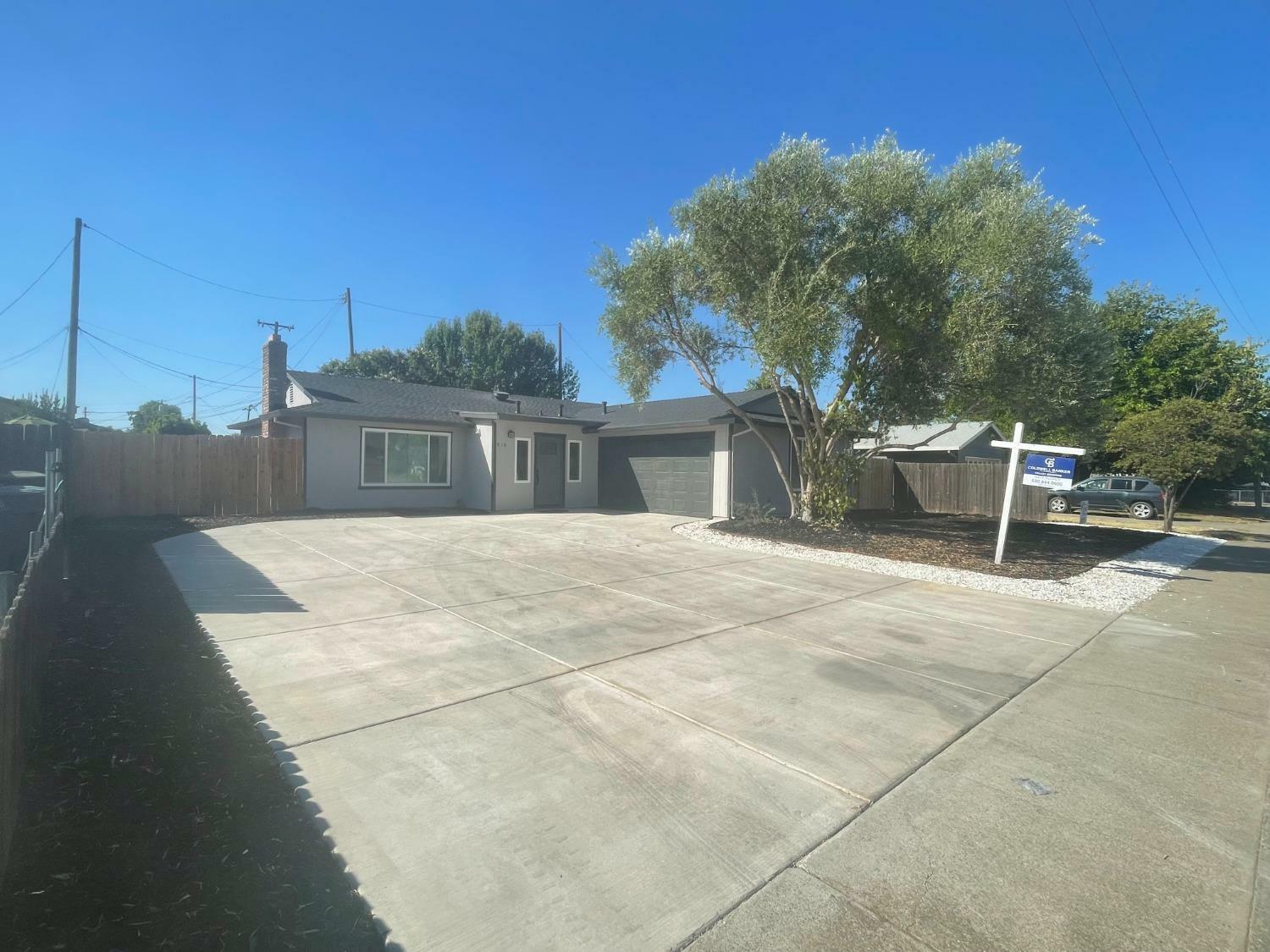 Property Photo:  910 Johnson Avenue  CA 95901 