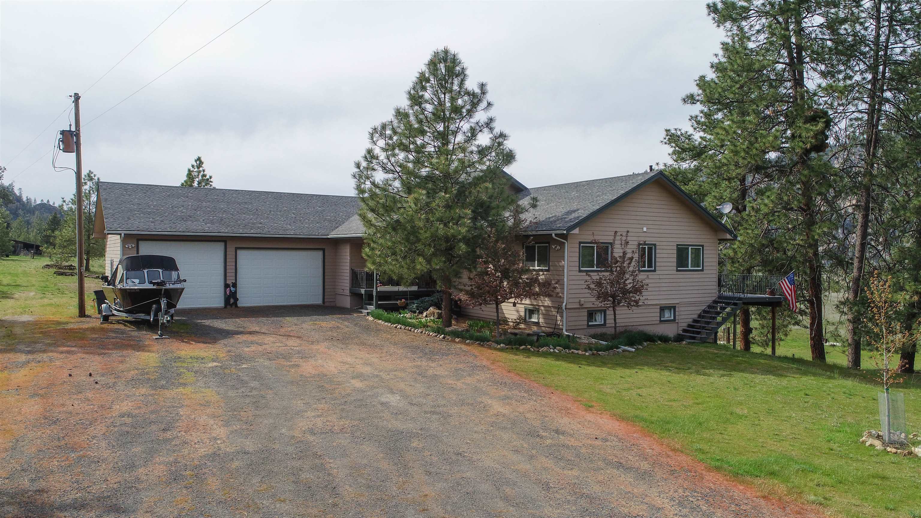 41427 Sterling Valley Rd. N.  Lincoln WA 99147 photo