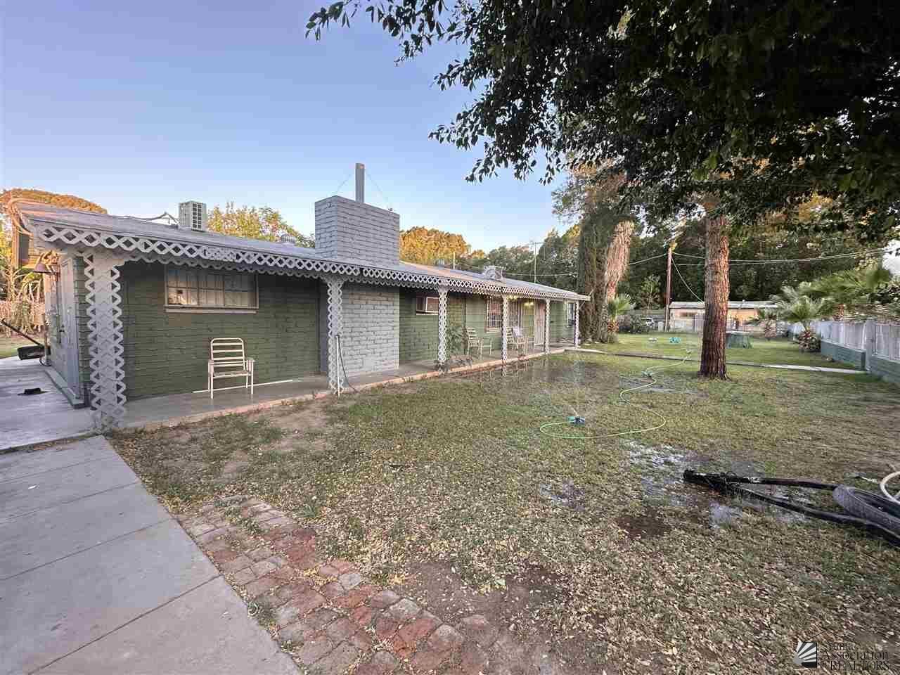 Property Photo:  285 13 Ave  AZ 85364 