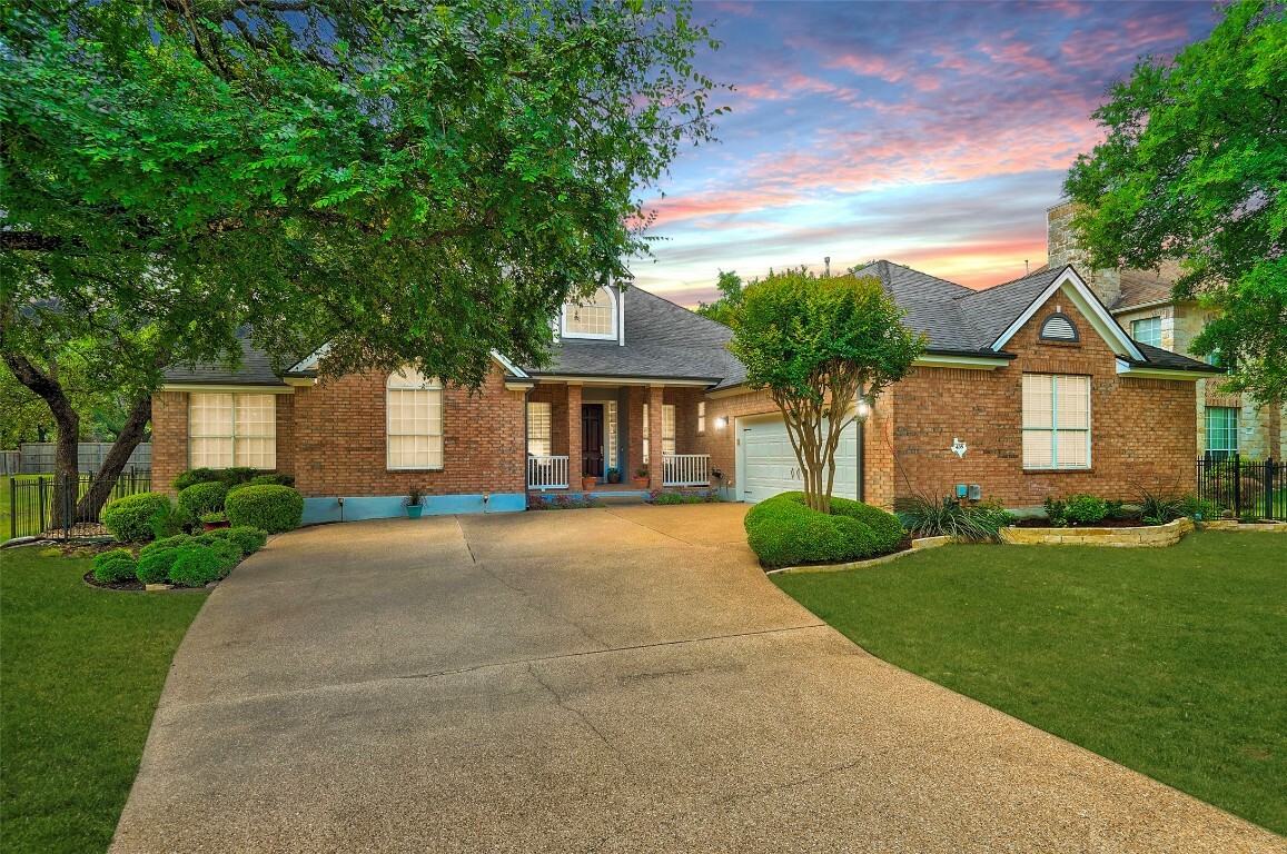 Property Photo:  435 Champions Drive  TX 78628 