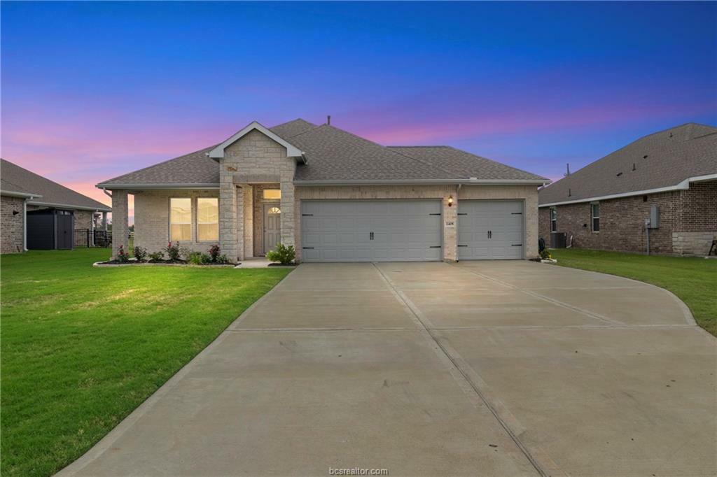 Property Photo:  2405 Three Wood  TX 77868-2239 