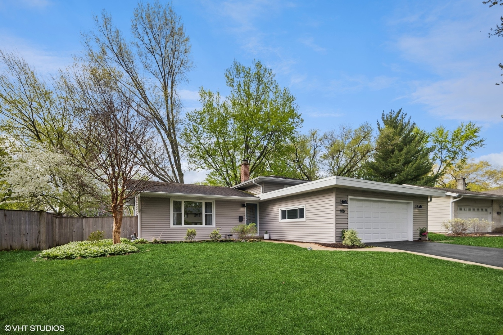 Property Photo:  108 Sylvia Lane  IL 60540 