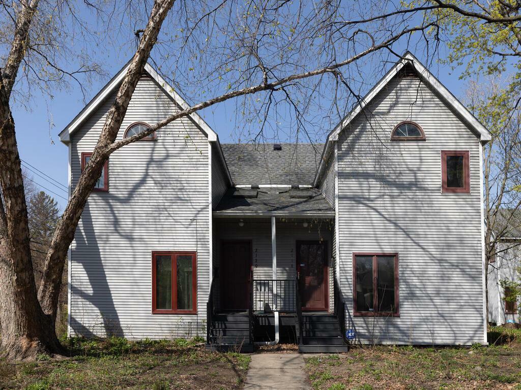 2118 22nd Avenue S 21  Minneapolis MN 55404 photo