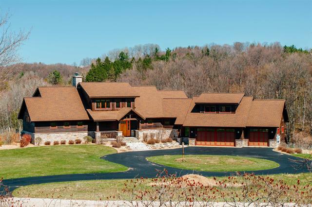 Property Photo: 14588 Peninsula Drive MI 49686