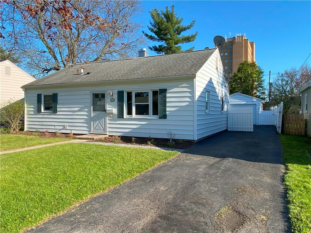 Property Photo:  35 Cimarron Drive  NY 14620 