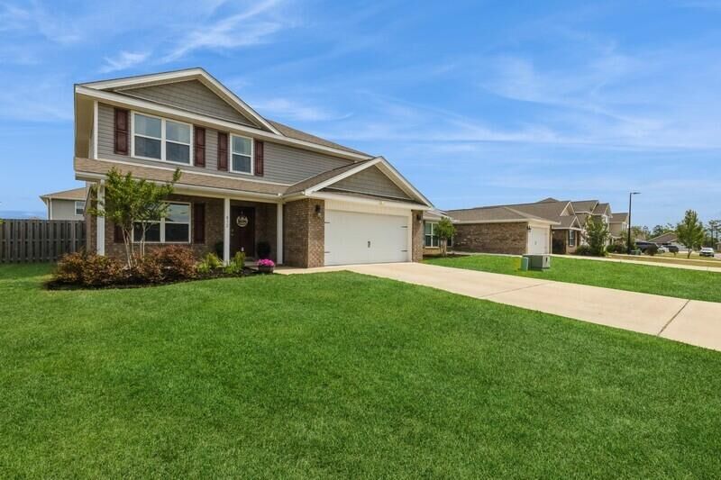 Property Photo:  832 Moorhen Way  FL 32539 