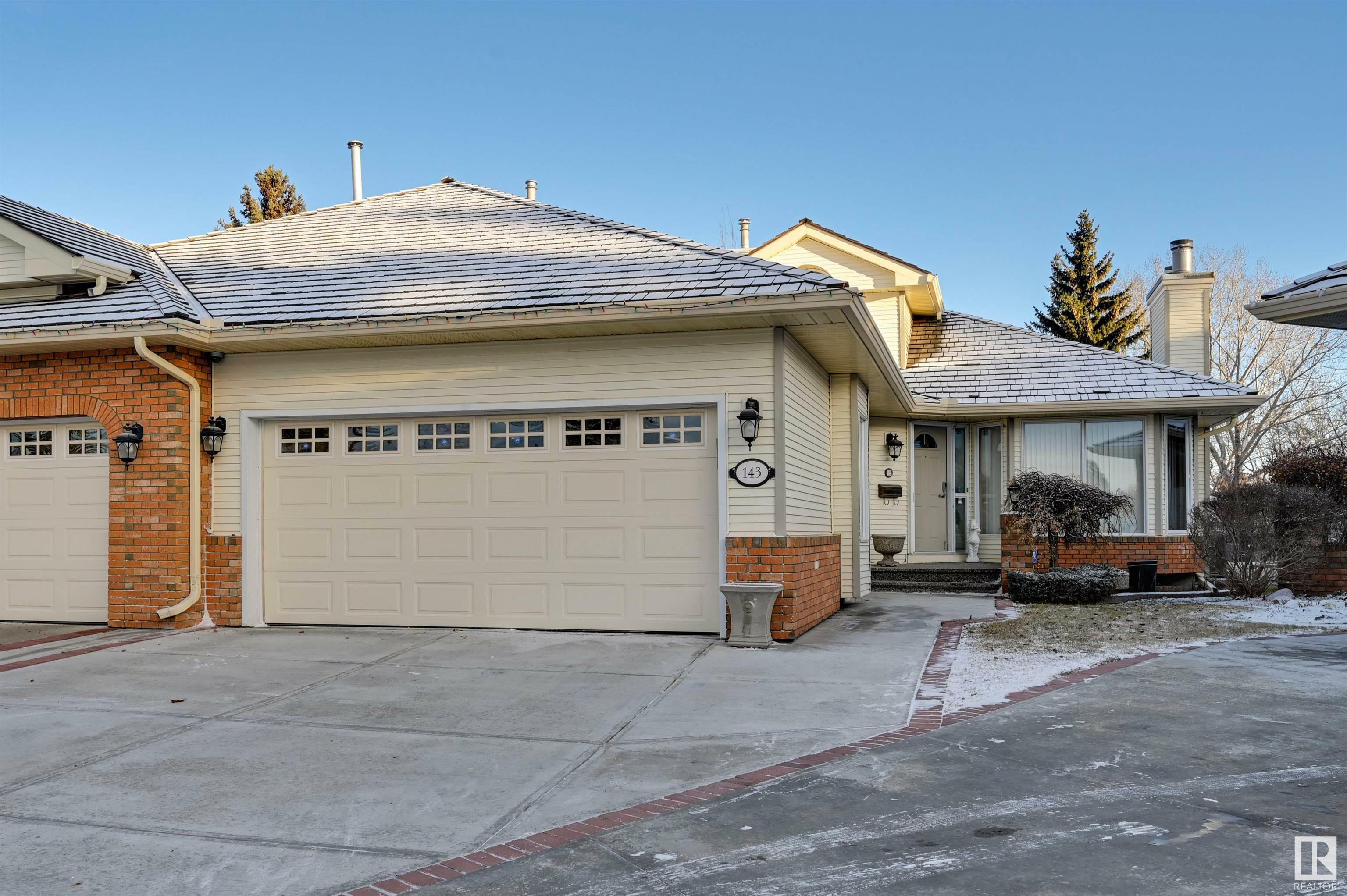 143 Country Club Place NW  Edmonton AB T6M 2H7 photo