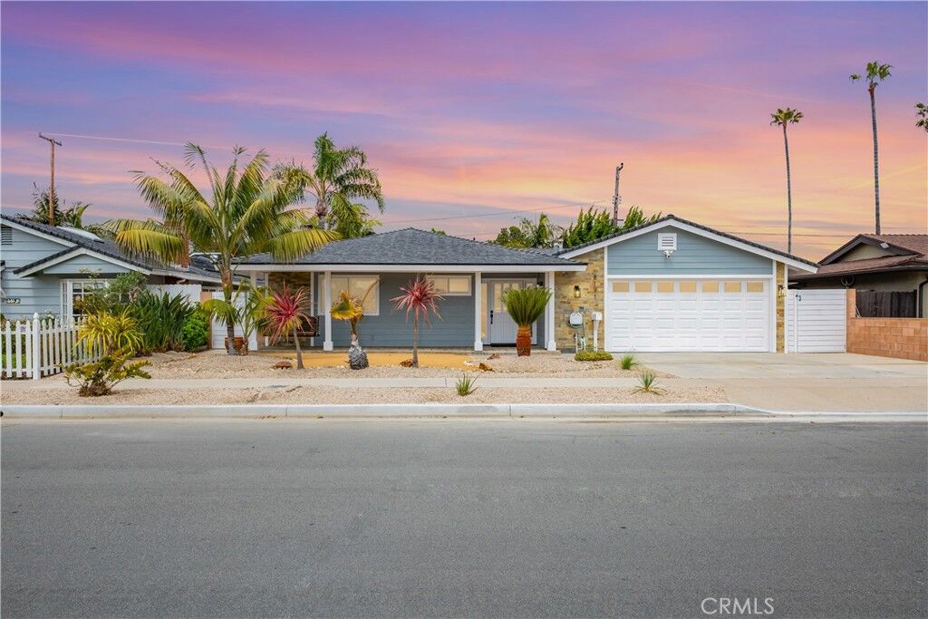 Property Photo:  8191 Malloy Drive  CA 92646 