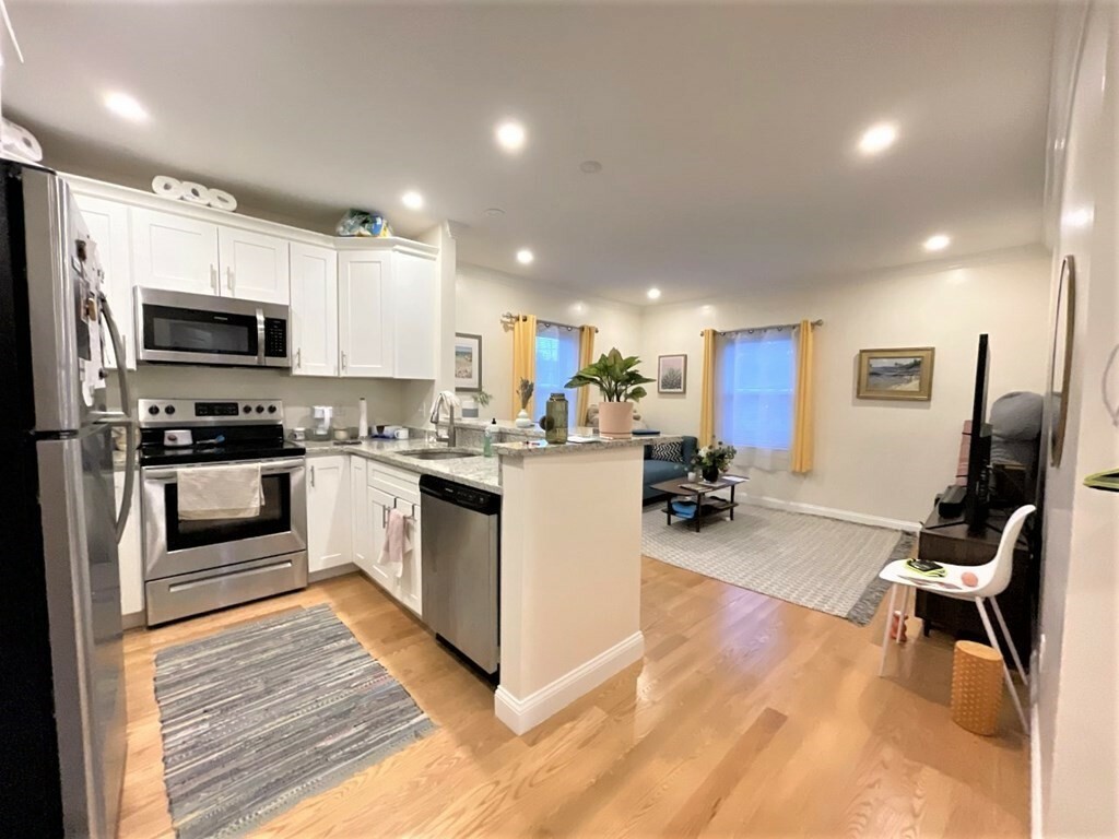 Property Photo: 31 Cedar Street 1 MA 02140