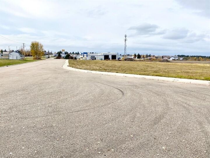 Property Photo: 4208 52A Avenue AB T4T 1B4