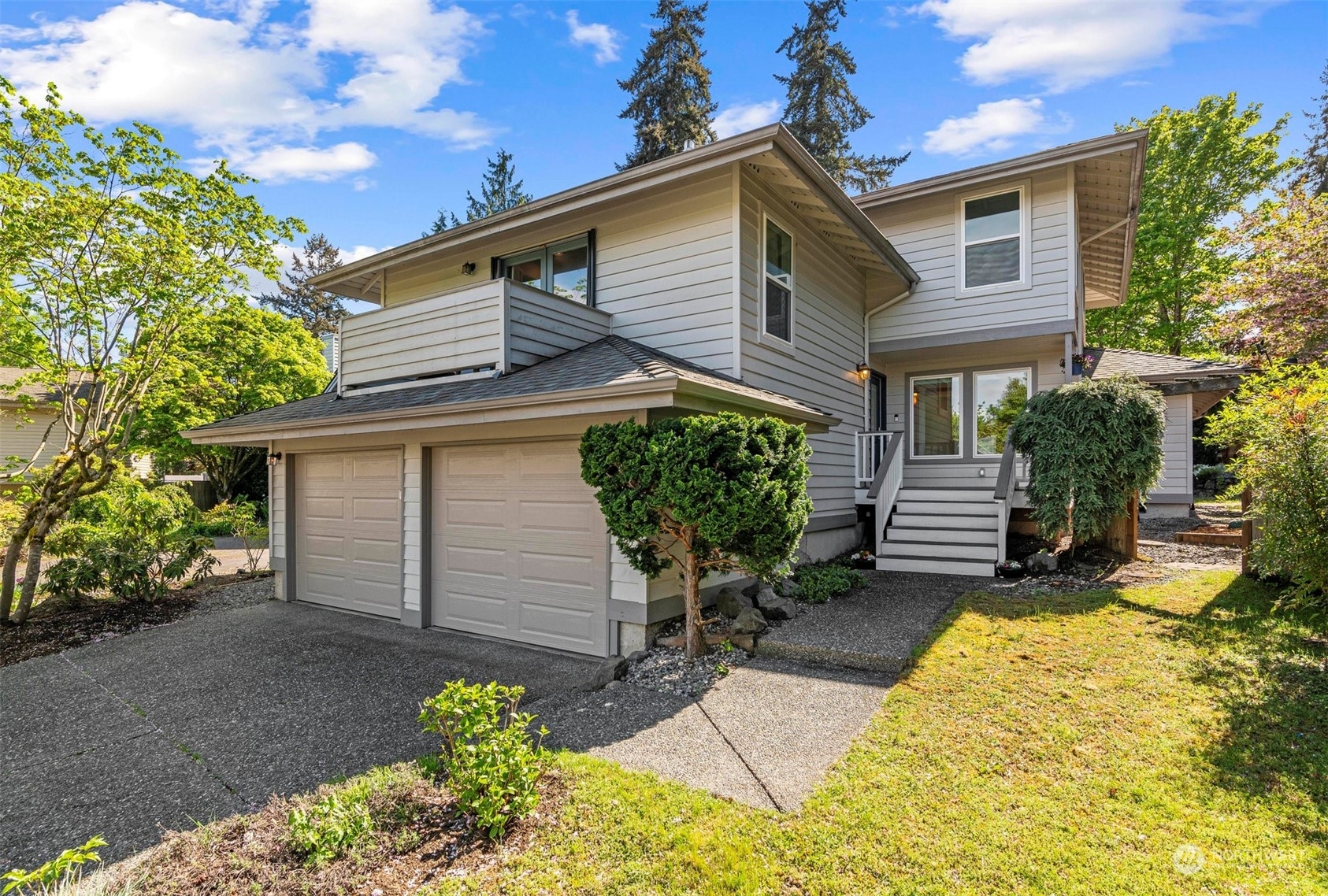 Property Photo:  4205 NE 169th Court  WA 98155 