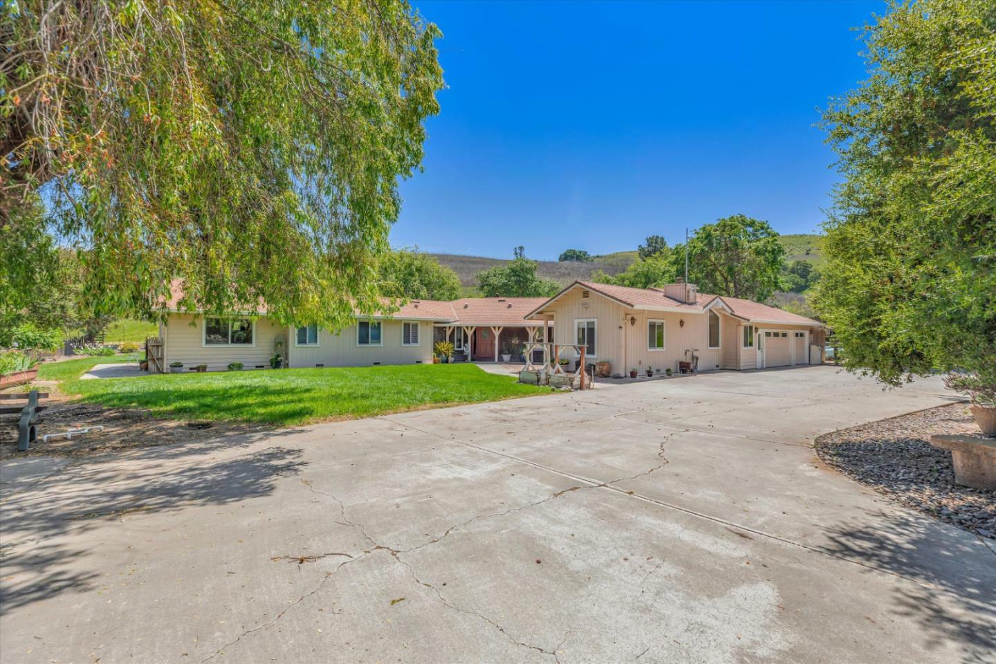 Property Photo:  270 Hidden Valley Road  CA 95023 