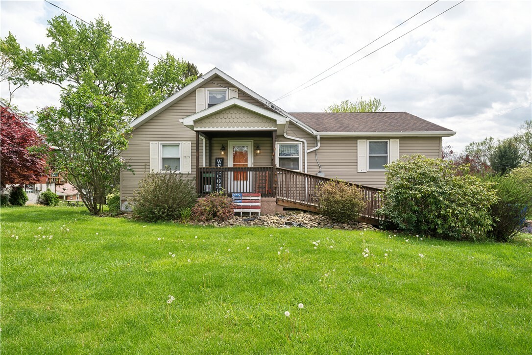 Property Photo:  1679 Guffey Rd  PA 15642 