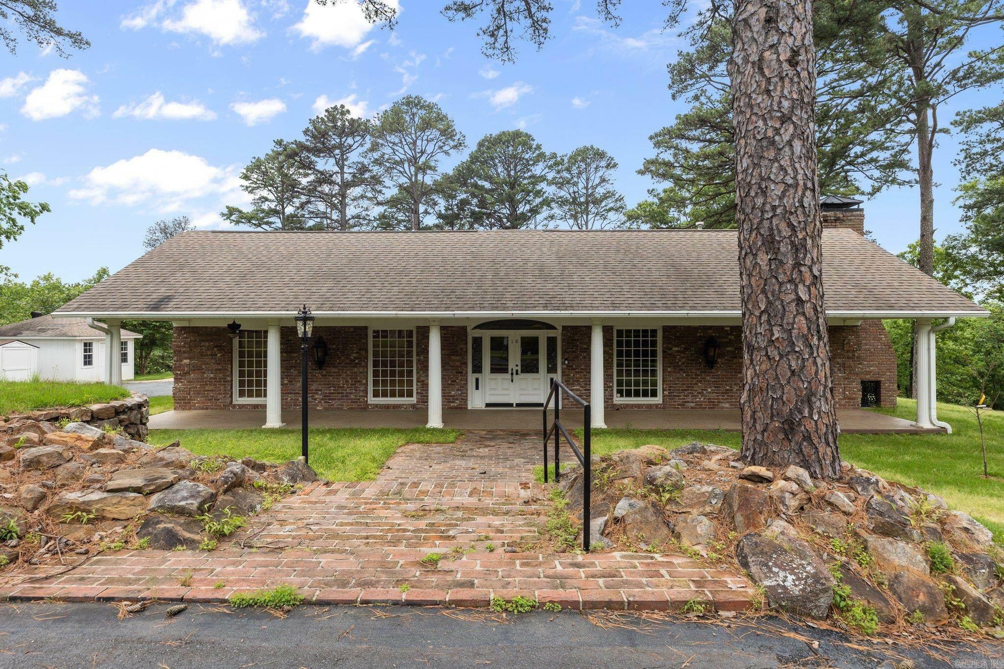 Property Photo:  18 River Ridge Road  AR 72227 