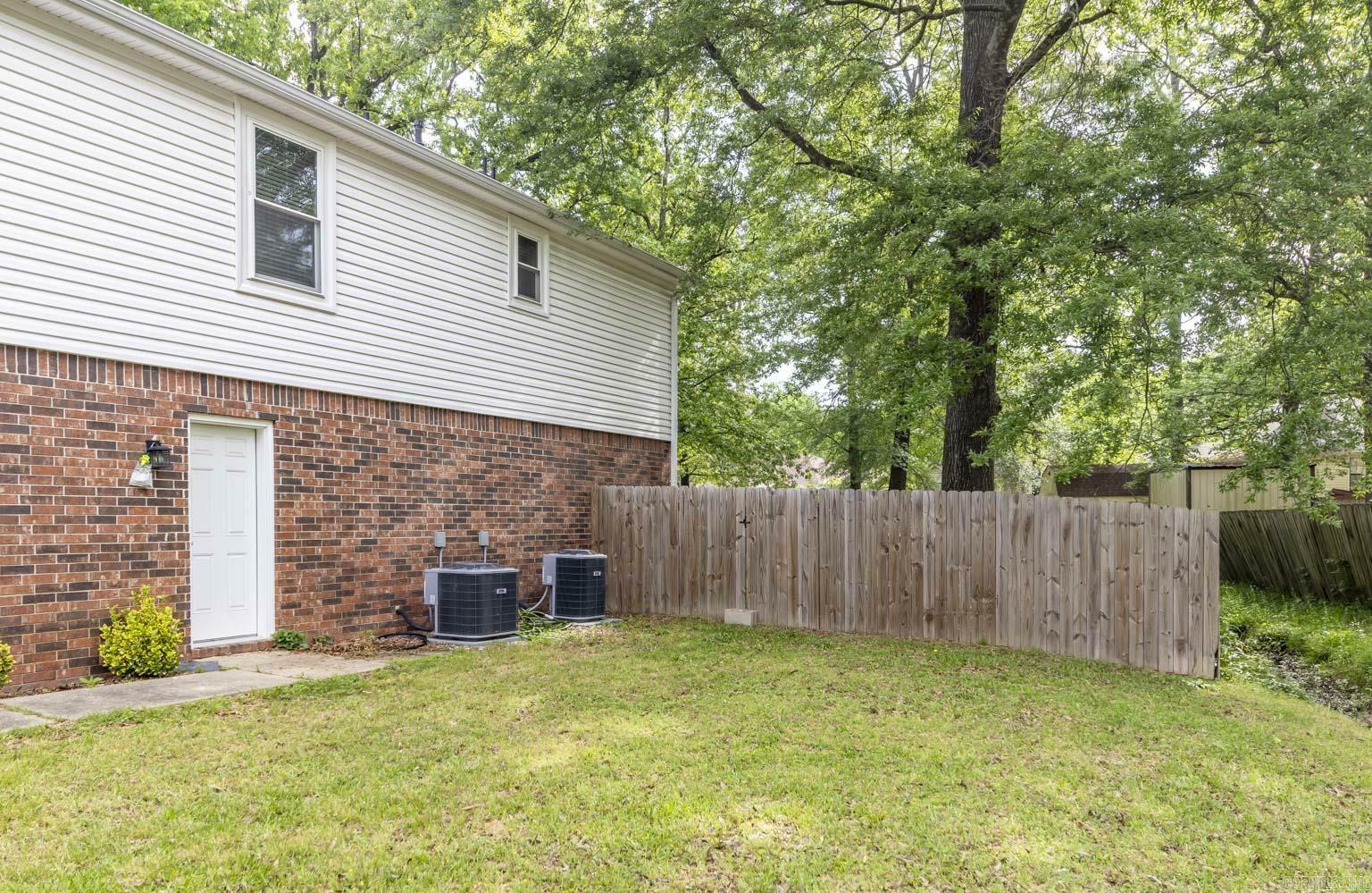 Property Photo:  2306 Coraltree Drive  AR 72022 