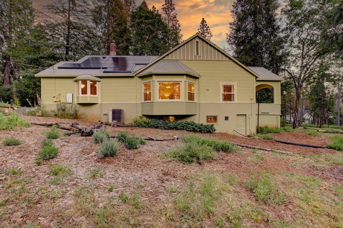 Property Photo:  10976 Rough And Ready Highway  CA 95945 