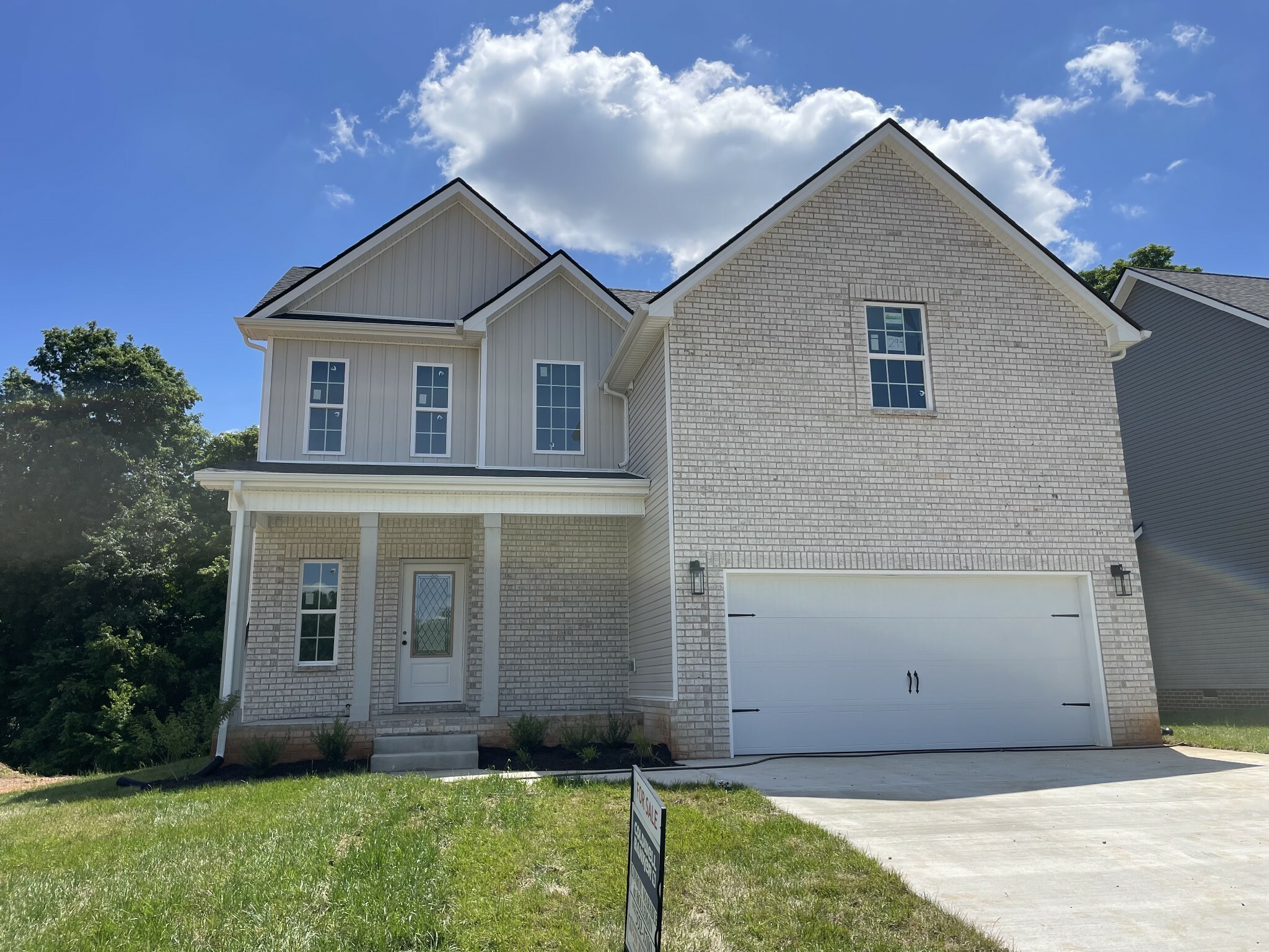 Property Photo: 681 Eva Agnes Ave TN 37042