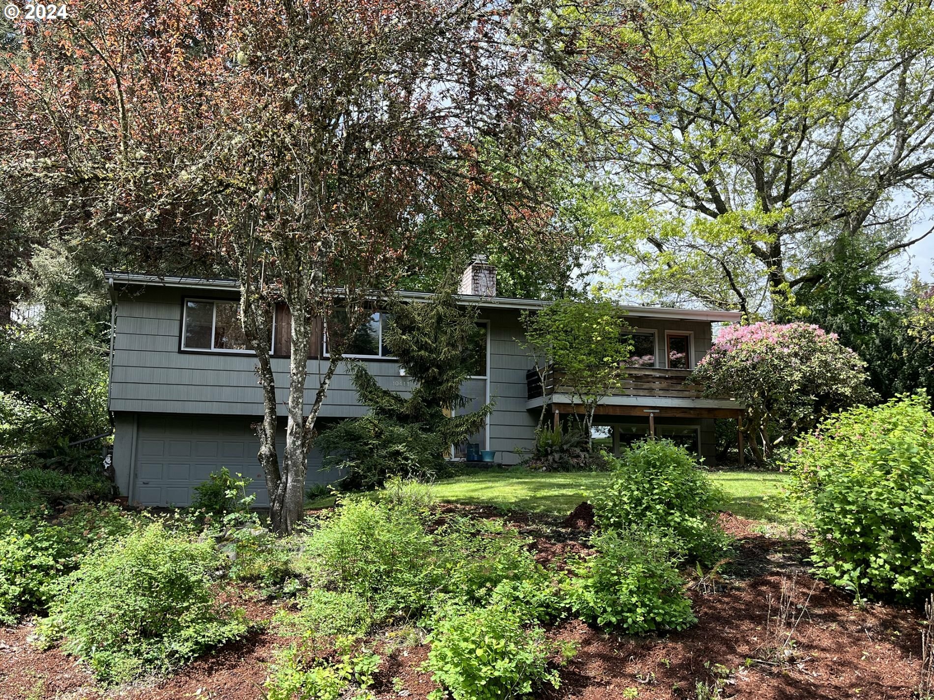 Property Photo:  10411 SW 25th Ave  OR 97219 