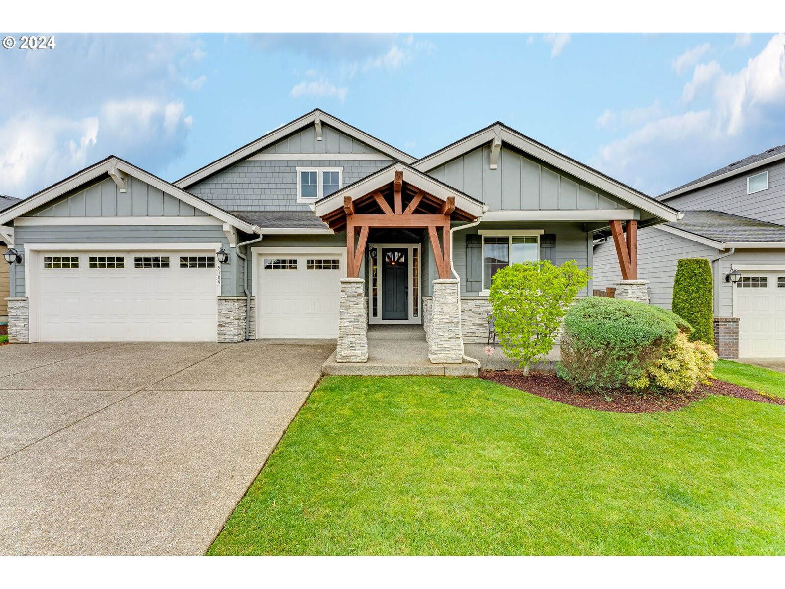 Property Photo:  5109 NW 138th St  WA 98685 