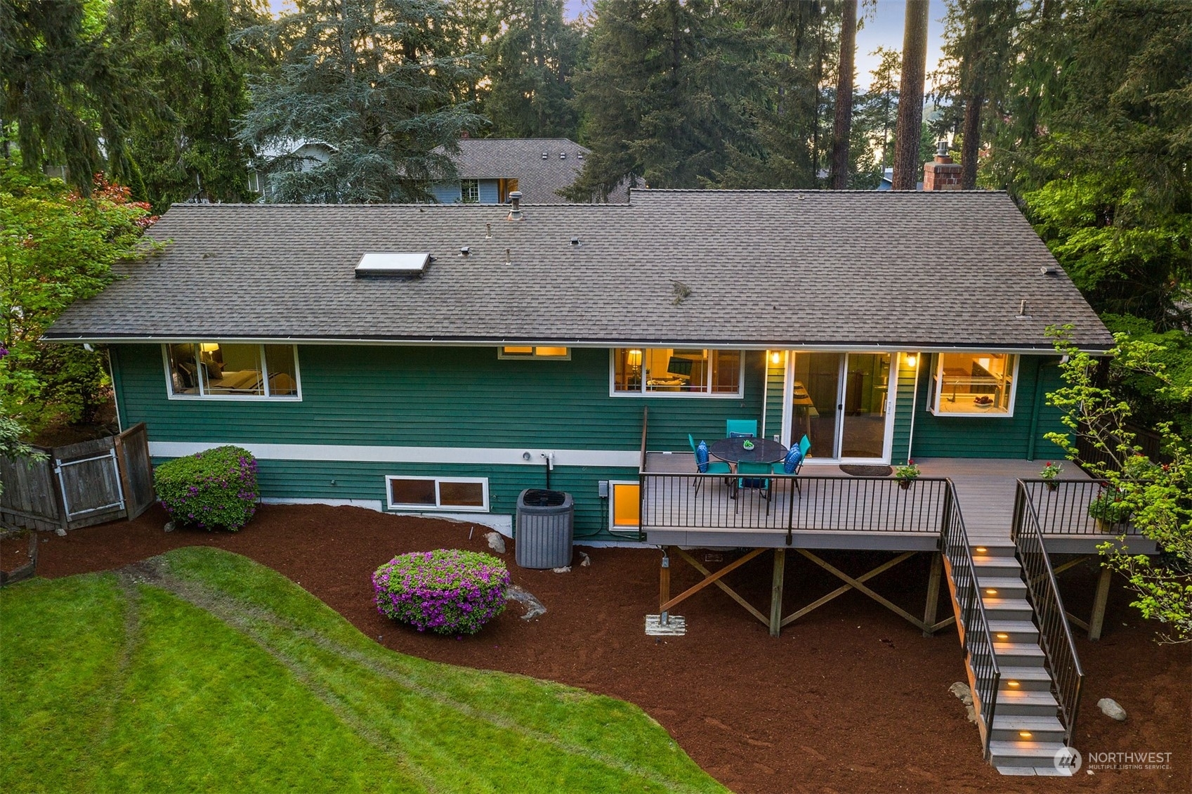 Property Photo:  18015 NE 33rd Street  WA 98052 