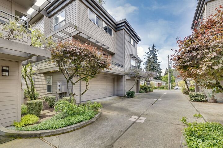 Property Photo:  12506 26th Avenue NE A103  WA 98125 