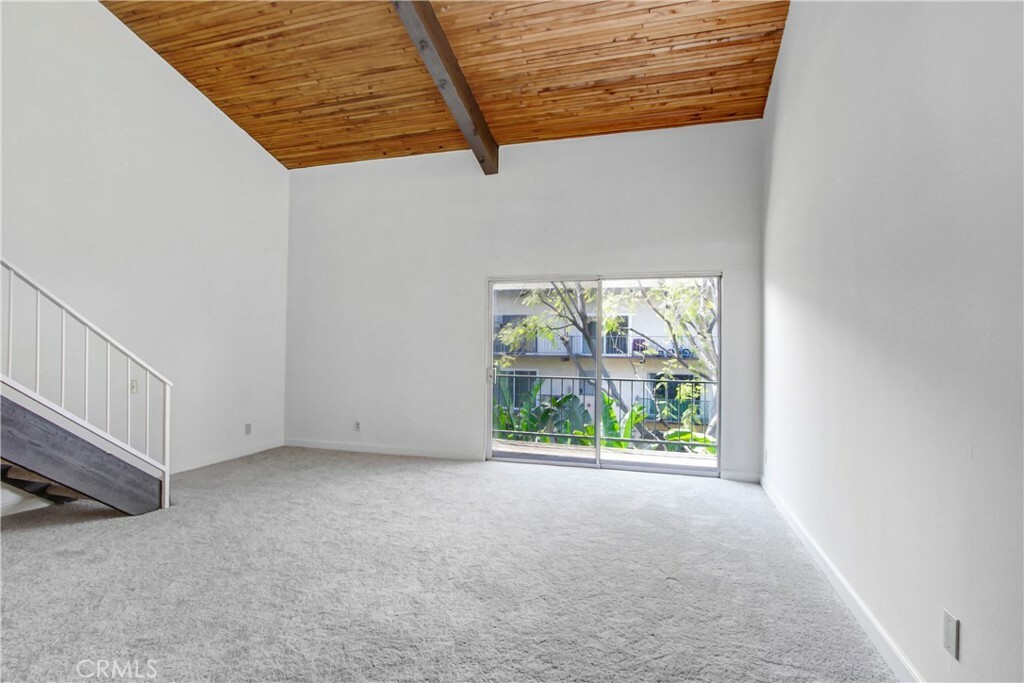 Property Photo:  5460 White Oak Avenue C325  CA 91316 