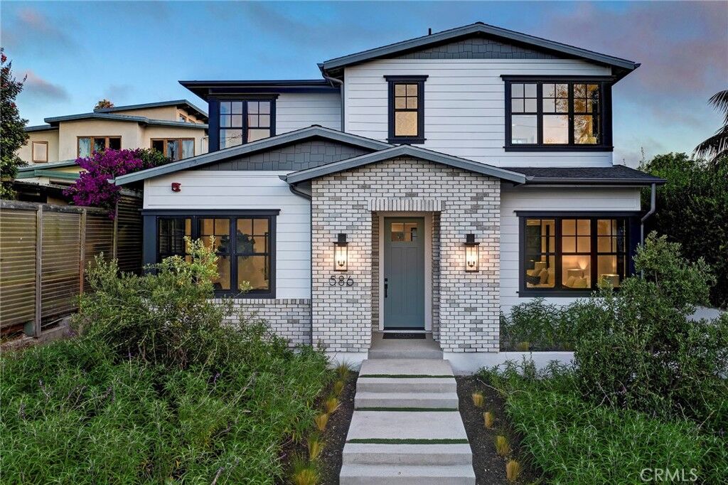 Property Photo: 586 35th Street CA 90266